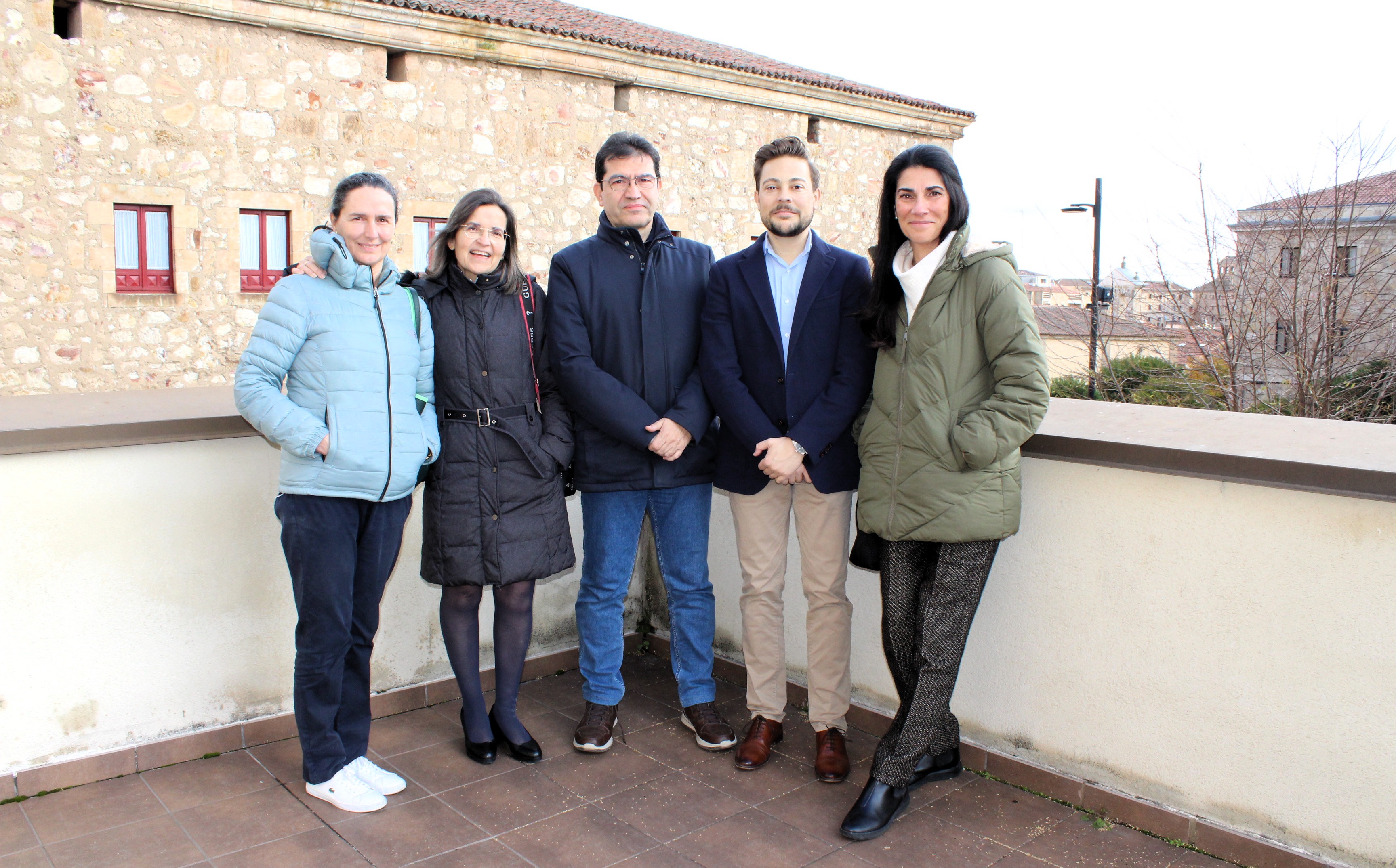 Los investigadores de la USAL Ana de Luis Reboredo, Ángélica González Arrieta, Manuel Pablo Rubio Cavero, Alfonso González Briones y Belén Pérez Lancho. Los investigadores de la USAL Ana de Luis Reboredo, Ángélica González Arrieta, Manuel Pablo Rubio Cavero, Alfonso González Briones y Belén Pérez Lancho.