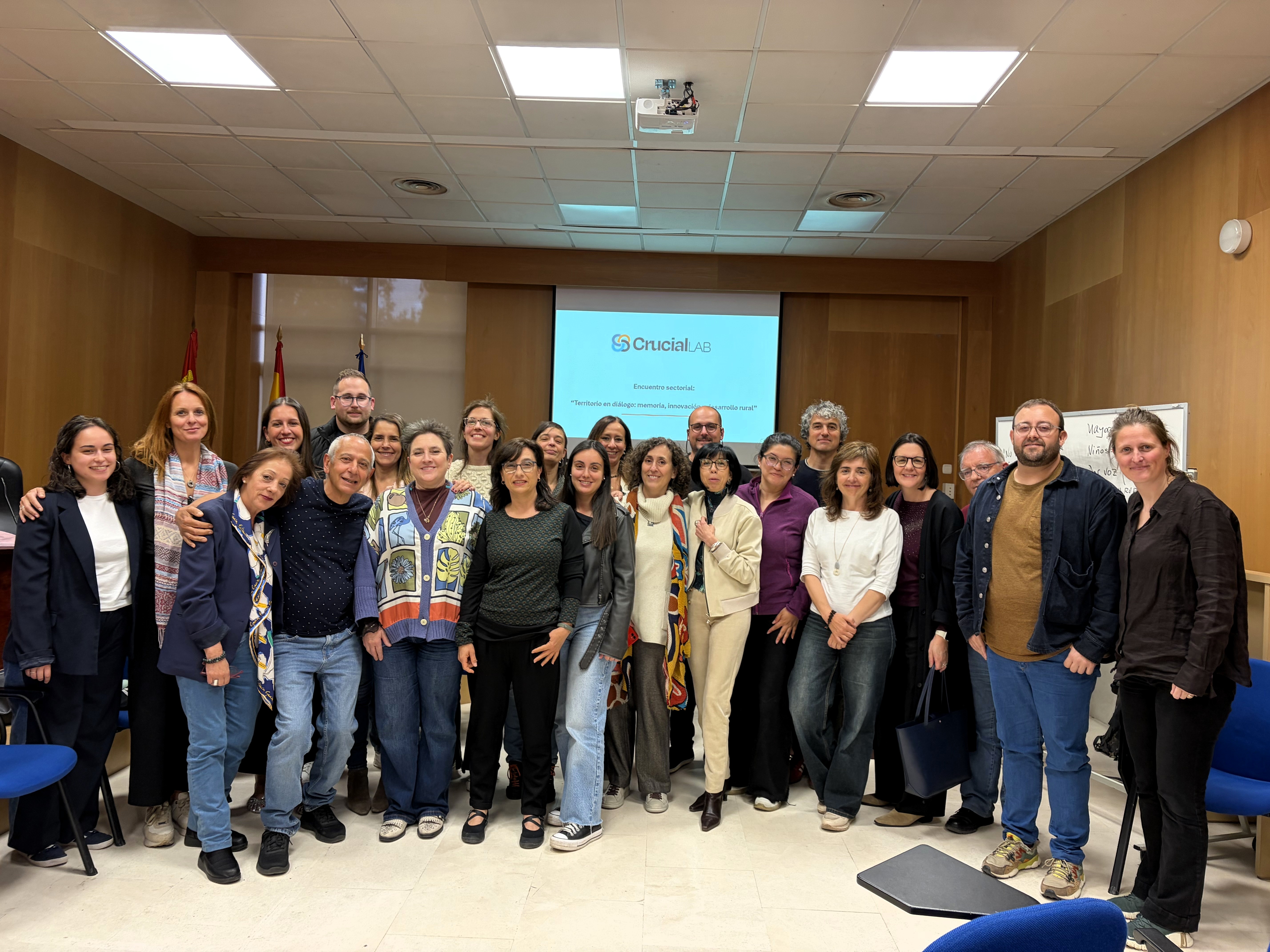 Participantes en la primera sesión presencial de transferencia sobre los retos del mundo rural